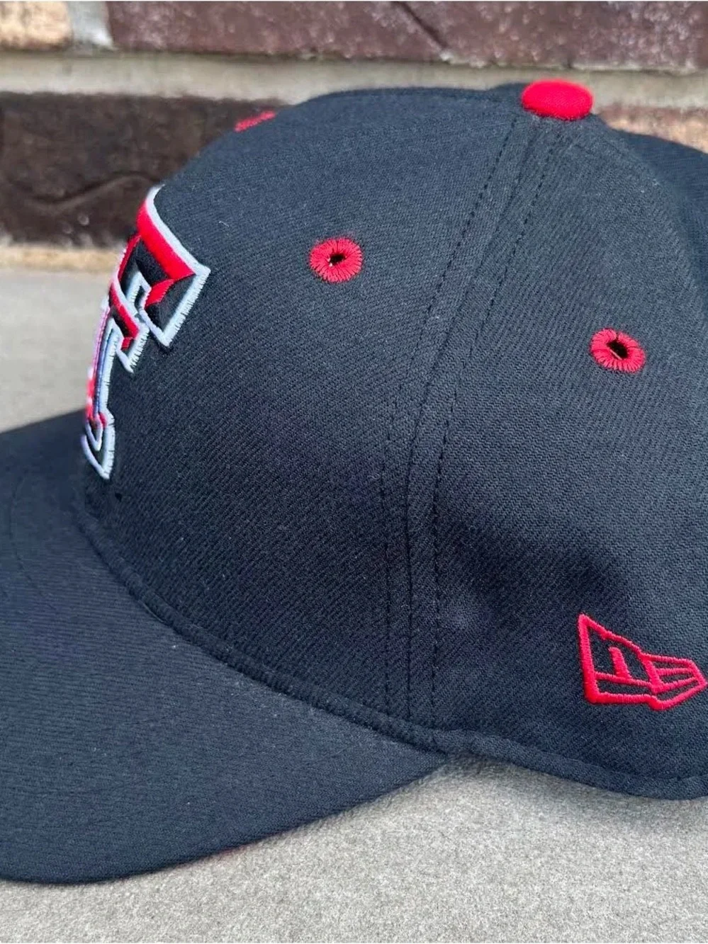 Vintage New Era Texas Tech Red Raiders Fitted Hat (Size 7 1/8)
